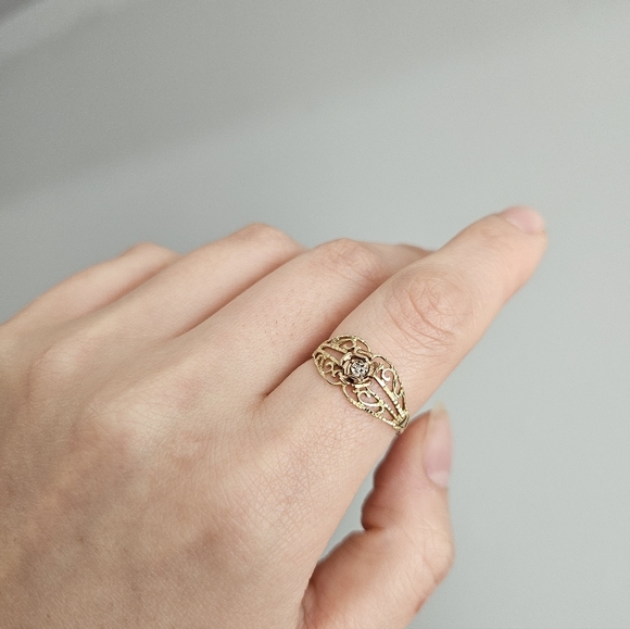 10K Tri Color Gold Rose Filigree Ring 6.75 - Picture 3 of 8